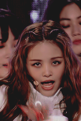 lulerains:190601 ⋮⋮ CLC - ME (美)