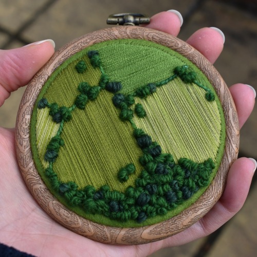 sarallis: bombus-terrific: Aerial field landscape embroidery by Chromatomania on Etsy and Instagram 