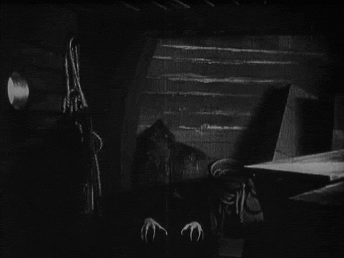  Nosferatu (1922) 