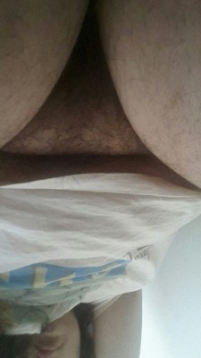 mybigfatthighs:  Hairy with relationship problems 