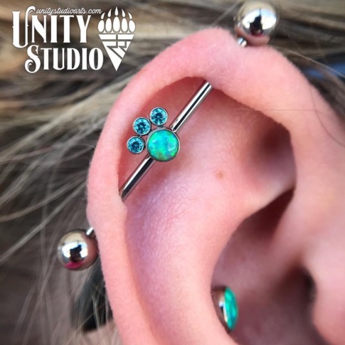 unitystudiovalpo:Custom industrial barbell we ordered to spruce up Carlie’s old piercing ✨ stop by a