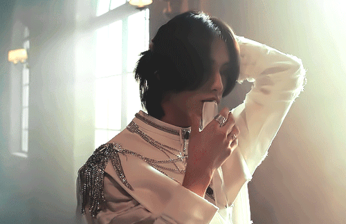 I Love To Watch The Castles Burn. HYUNJIN | Play With Fire