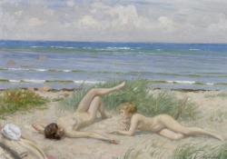 Girls on the beach, Båstad, by Paul-Gustave