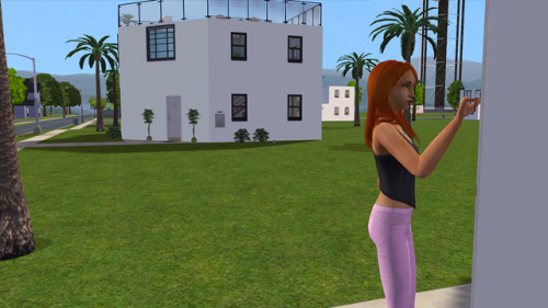 The next day, Nina decided to pay her neighbour Don Lothario a visit - Sandy came round to visit Nin