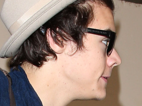 Harry in LA (April 2013), Sunglasses: Burberry Splash in black (£179.00- Sold out in Harry&rsquo;s c