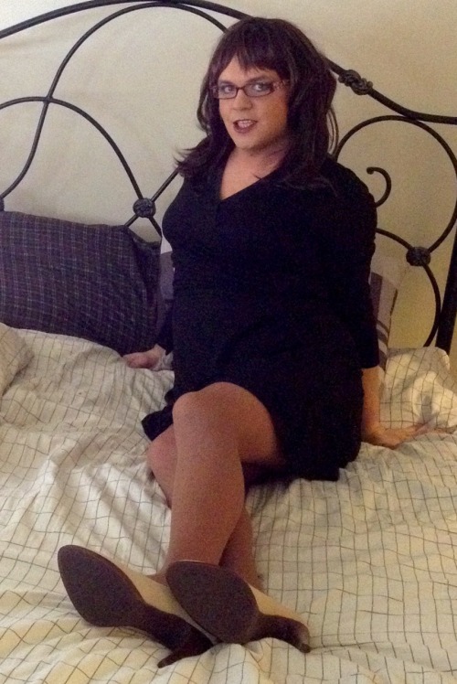 abbycatsuk:  emason3434:  emason3434:  #crossdressing #crossdresser #femmeside #mtf  Happy Monday!!! One of my favorite shoots from early on 