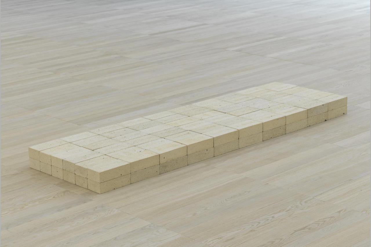 abstrakton:Carl Andre