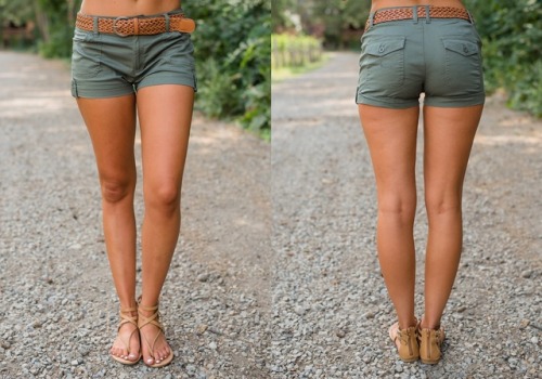 babes-in-tight-shorts: Khaki Shorts tiny.cc/hb3cny
