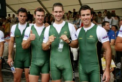 driverswanted07:  Rower bulges 