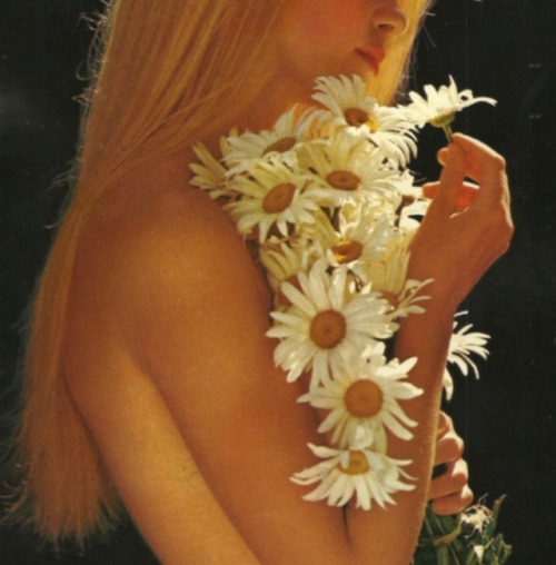 Unknown model for Hirsch German Calendar, late 70s