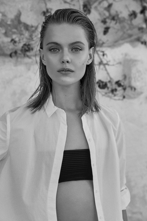 totallyinlovewithfashion:Frida Gustavsson by Andreas Sjodin for Elle Sweden, July 2015for more click