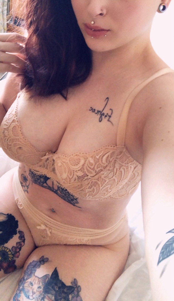 lost-lil-kitty:I should take proper pictures in this set&hellip; but until then