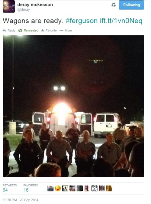 iwriteaboutfeminism: Police pick people out of the crowd, then rush forward. Frightening.  Sept