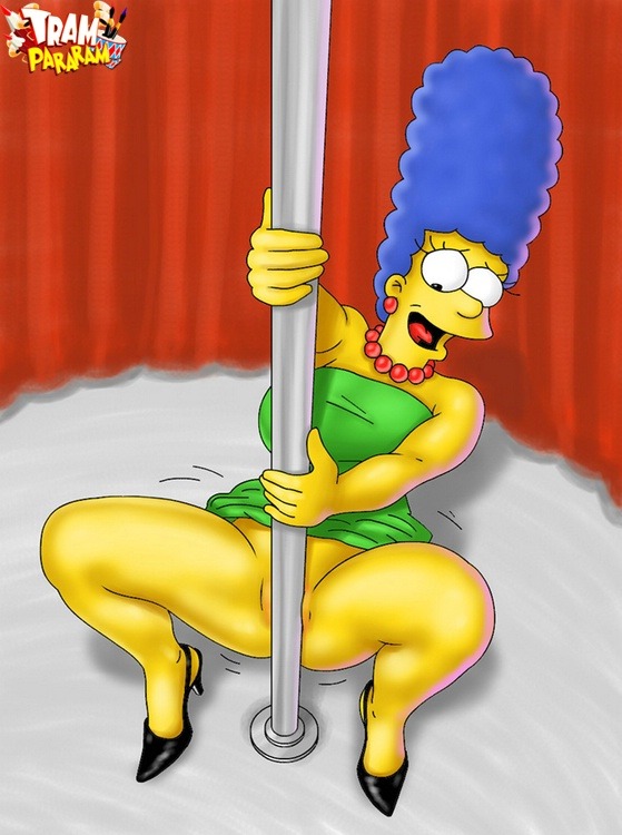 tram-and-shemale-desires:  Can’t forget about the busty Marge Simpson 😍😍😍