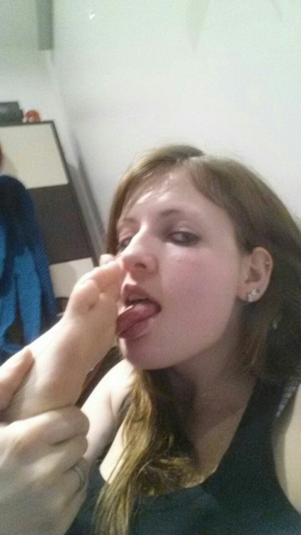 dambeldor20: apofes89: My girlfriend loves her Nike Air Max Nice