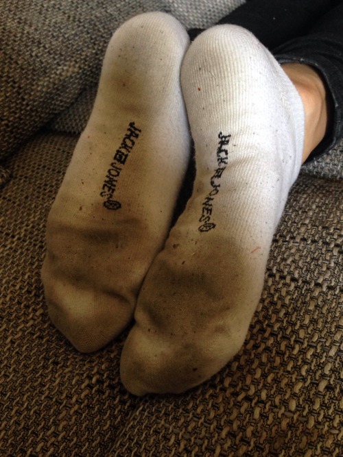 footfetishprincess: Can you smell it?:)