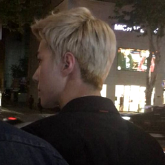 ohsehunicons:  low quality   moncler 