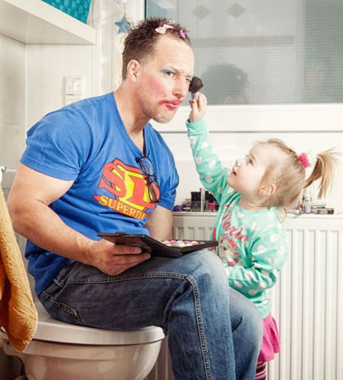 cheesewhizexpress: Real men make their little girls happy