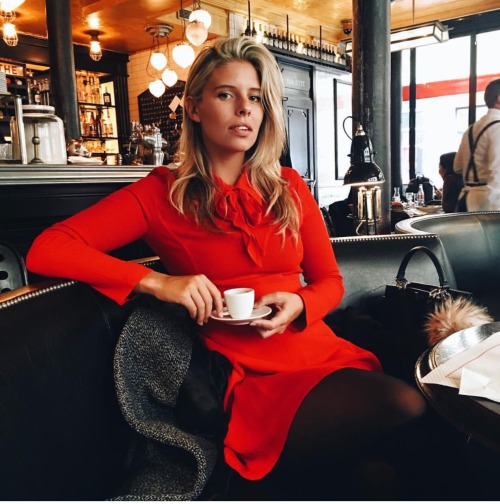 clothesforwork:Some espresso and wearing the color red gives you a boost at work. Especially on thos