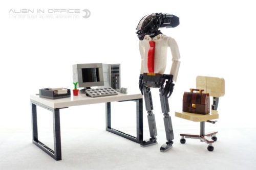 Lego Office Alien Is A Man Of Love & ConvictionXenomorphs: They’re just like us!