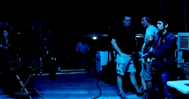 poefinnrey:oscar isaac on set star wars the force awakens
