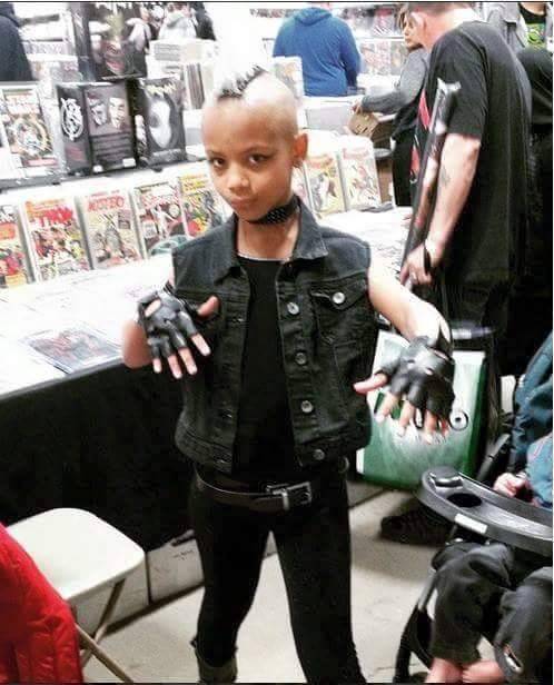 stormfan27:  Storm Cosplay   dommebadwolff23 she is so adorable 
