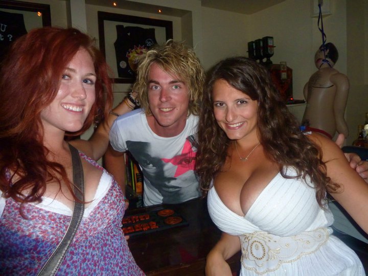 Big Boob Hound