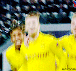 marcohan:  CIRO KISSED MARCO! 