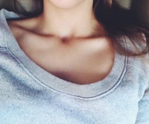 Collarbone Fetish