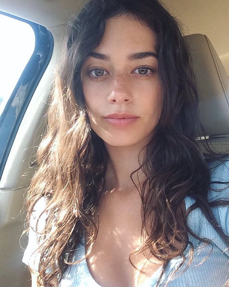 girldump:  instagram: zellyyysnapchat: zellymae