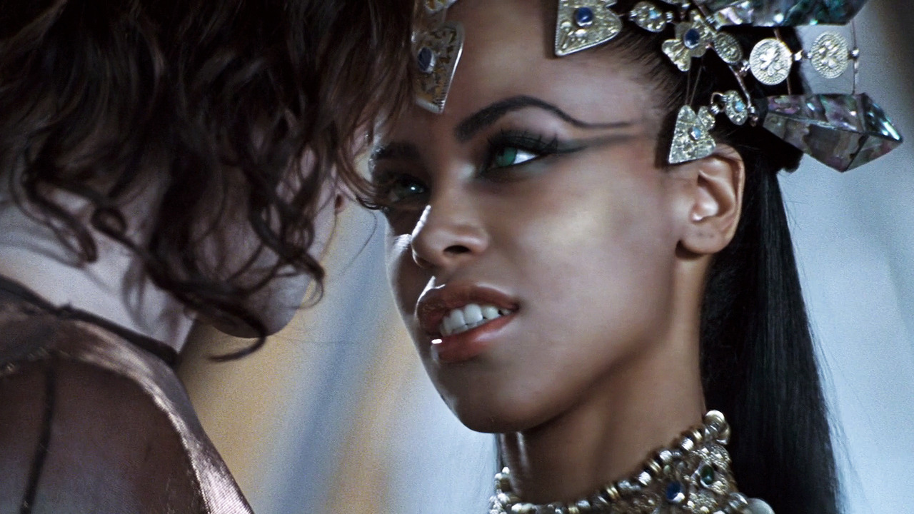 horroredits: Aaliyah as Queen Akasha in Queen of the Damned (2002) 