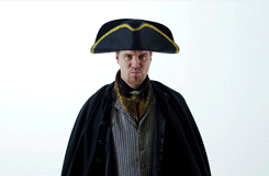 empty-chairsatempty-tables:maevewelch:Scream and Shout + Les Misérables Parody (x)…………………….what