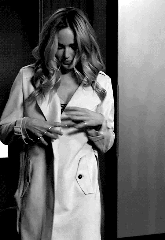 Caity Lotz