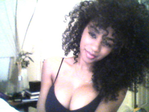 jaiking:  kreerainn:  monsi3urfluffy:  oh my damn.  shhtop  Follow me at http://jaiking.tumblr.com/ You’ll be glad you did. 