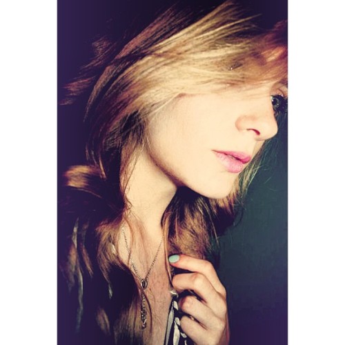 Save me with all your love. | #sideportrait #vivid #portrait #utd