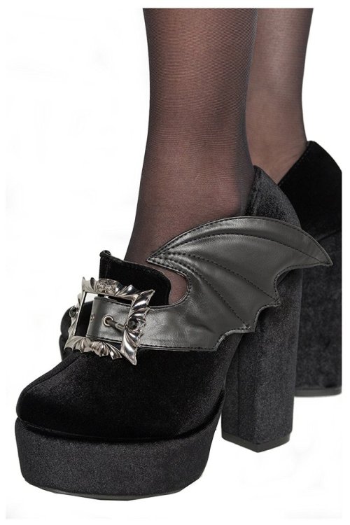 gothshoes:http://amzn.to/2oGOACU