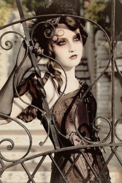 steampunk-divas:  Steampunk http://steampunk-divas.tumblr.com/