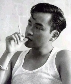 1esliecheung:I am what I am, means being a firework of a different color.- Leslie Cheung, “I am what I am”