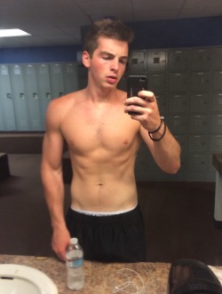 College cutie KSU-Frat Guy: Over 69,000