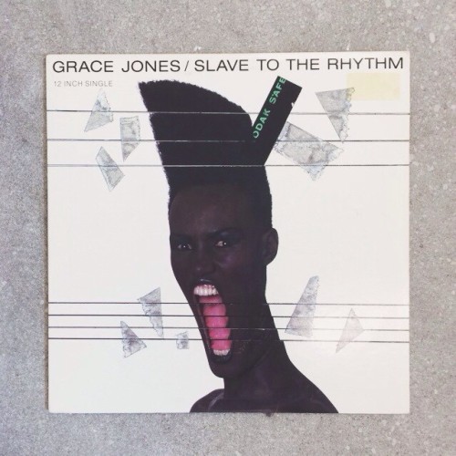 michael-blake: $5 find #bowdown #gracejones