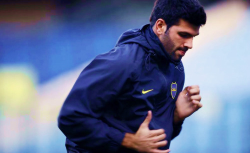 cantfixourhearts:  Entrenamiento de Boca Juniors 17-7-13 Por favor, si vas a usar