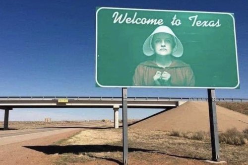 misterlemonzafterlife:  blue–folder:Welcome To Texas! I say we saw Texas off at its borders and shove it into the Gulf, or give it back to Mexico…https://MisterLemonzAfterlife.tumblr.com/archive