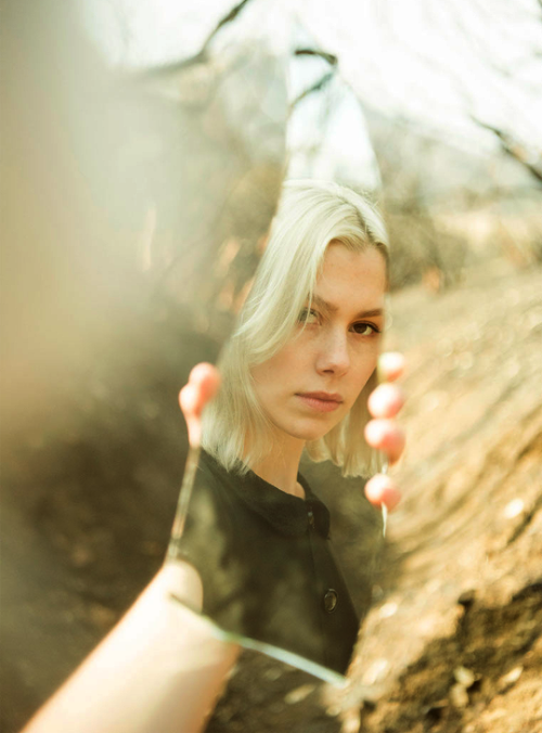 gayrue:PHOEBE BRIDGERS photographed by Frank Ockenfels