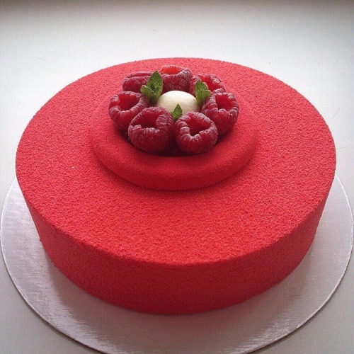 berry cake