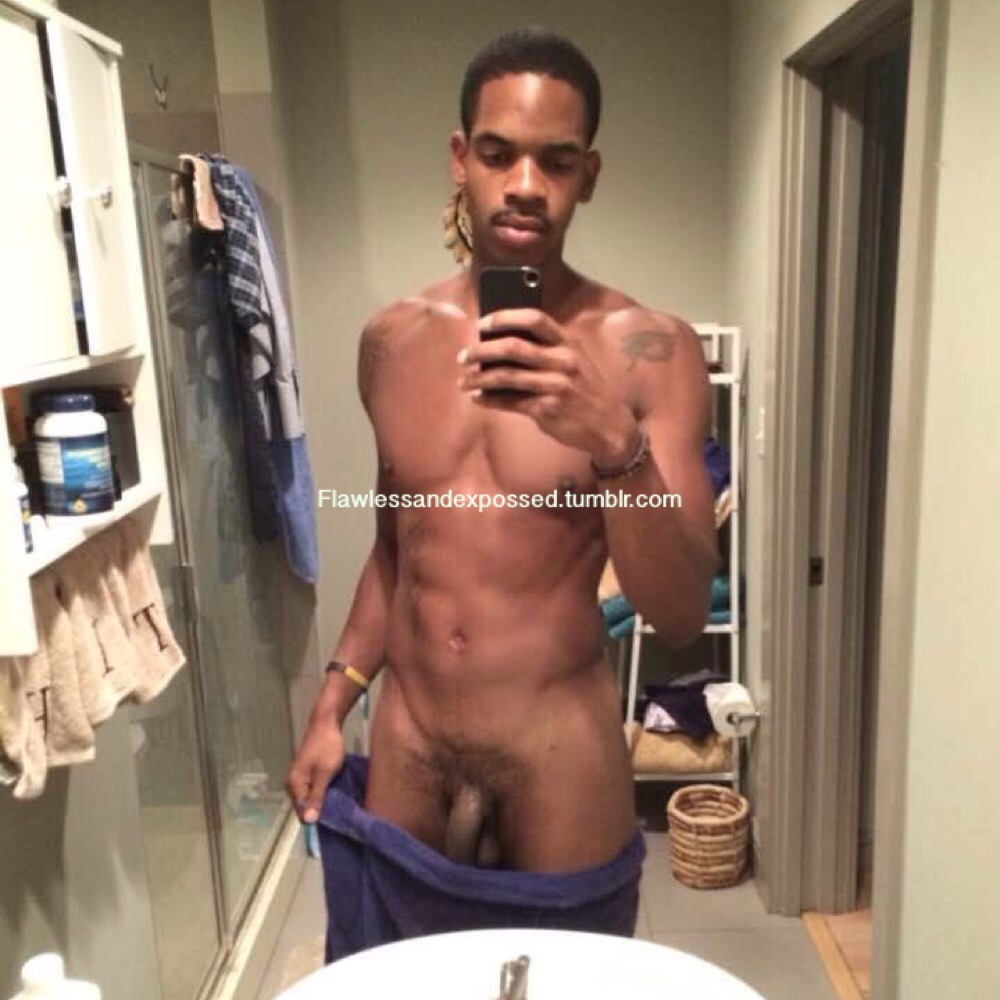 flawlessandexpossed:www.flawlessandexpossed.tumblr.com  # 5  Big Mandingo 