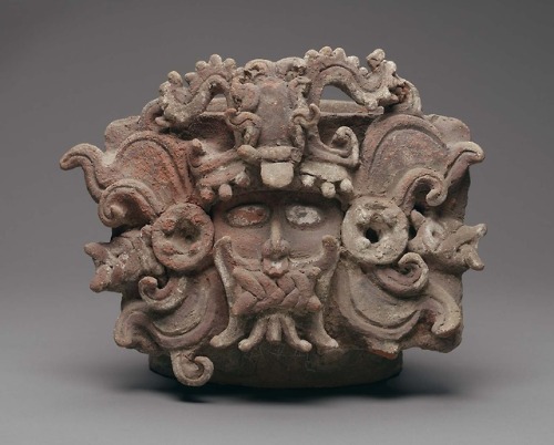 tlatollotl: Incense burner section Maya Early Classic Period, A.D. 500–600 Object Place: 