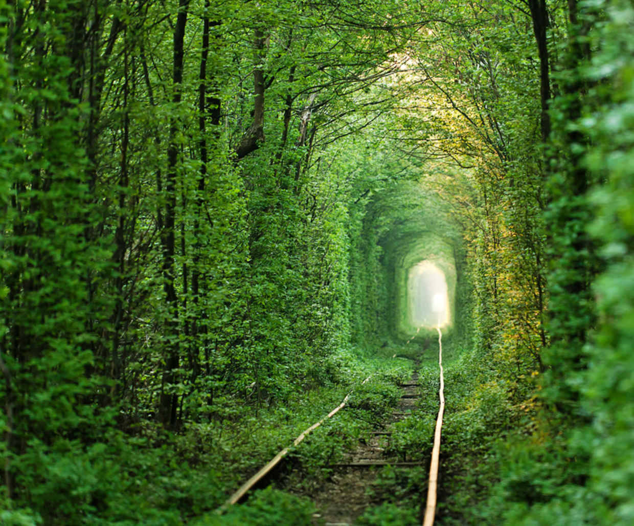 blazepress:  The 23 Most Surreal Landscapes on Earth 
