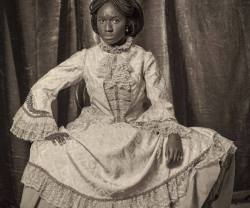 medievalpoc:  Artist spotlight: Heather Agyepong shines a light on Victorian black women  The on-going quest for visibility has been the bane of women of colour  for centuries, a feat held back by revisionist history, eurocentrism and  racism. In Britain,