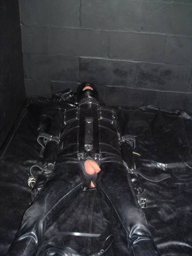 Porn photo torturesadist:  Nice Dungeon.  Love the