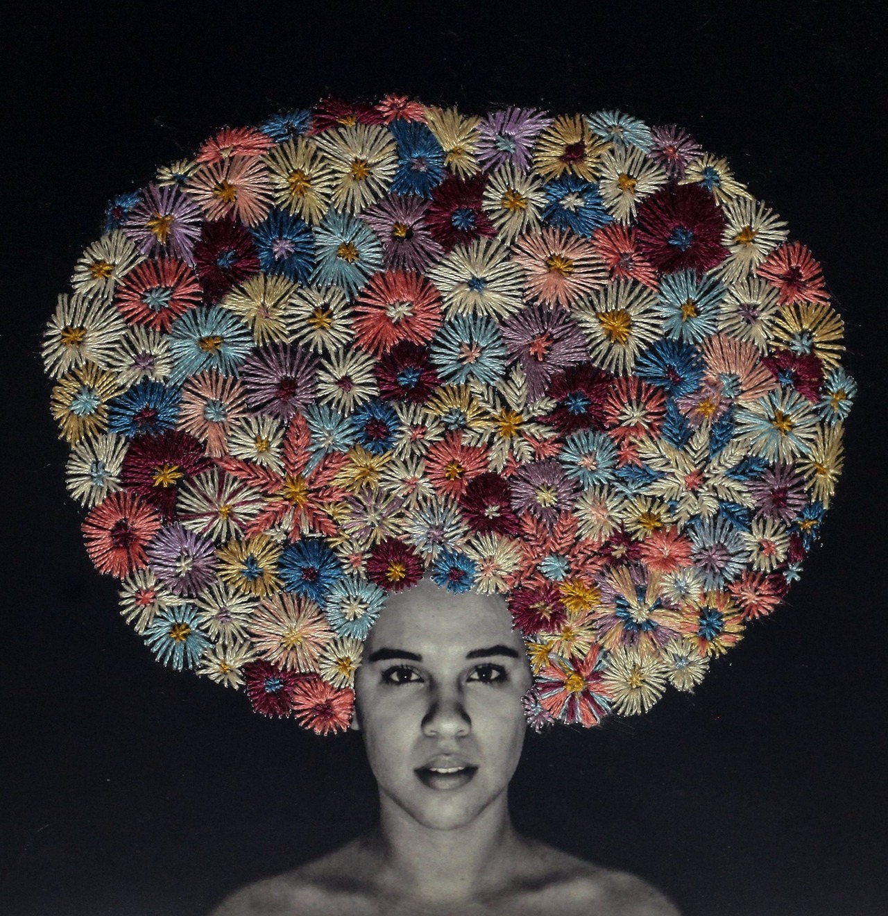 crossconnectmag:  Embroidered Photos by Aline Brant Aline Brant is a Brazilian artist